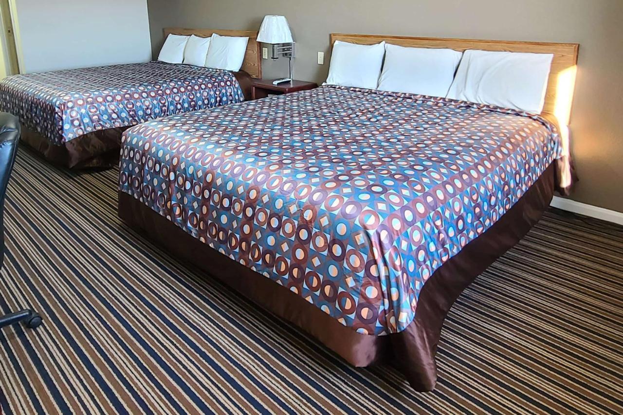 Desoto Inn & Suites Missouri Valley Kültér fotó