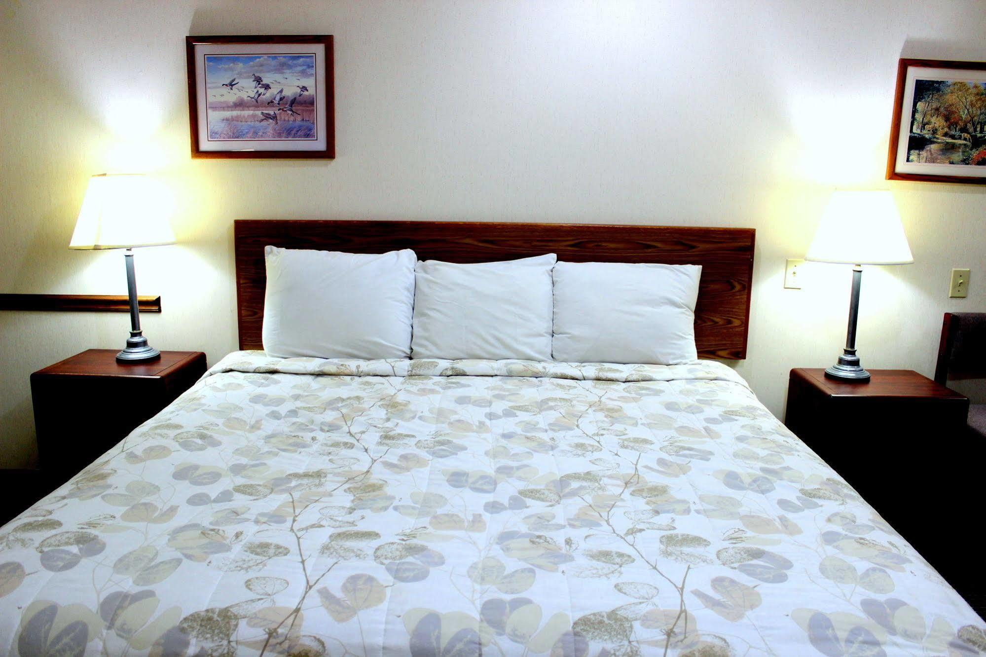 Desoto Inn & Suites Missouri Valley Kültér fotó